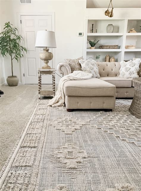 Rugs and carpets .